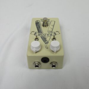 Moustache Audio Razor Boost Pedal