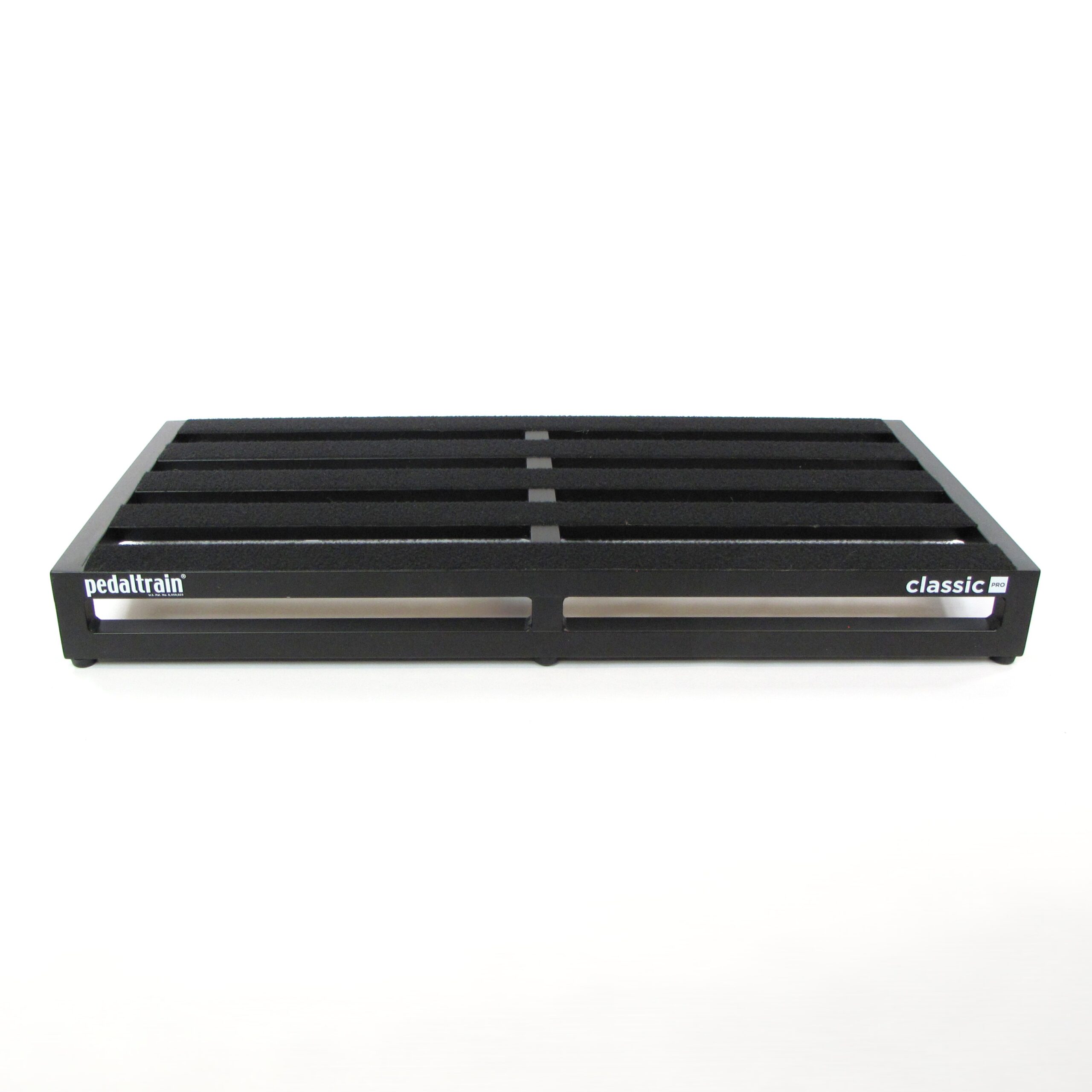 pedaltrain classic pro with wheeled tour case