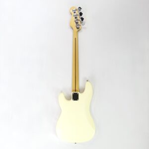 fender standard precision bass 2006