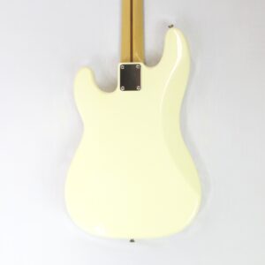 fender standard precision bass 2006