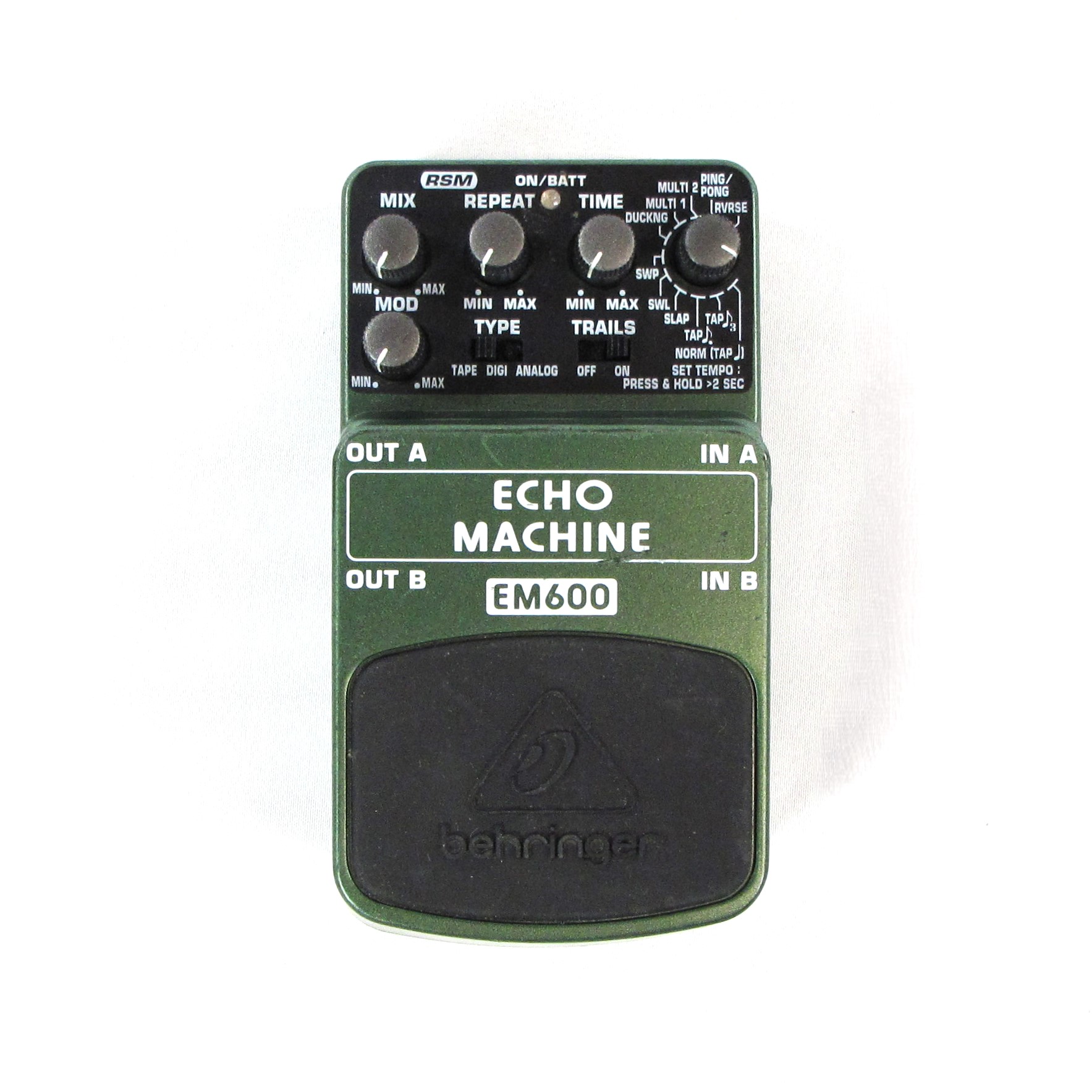 behringer em600 echo machine