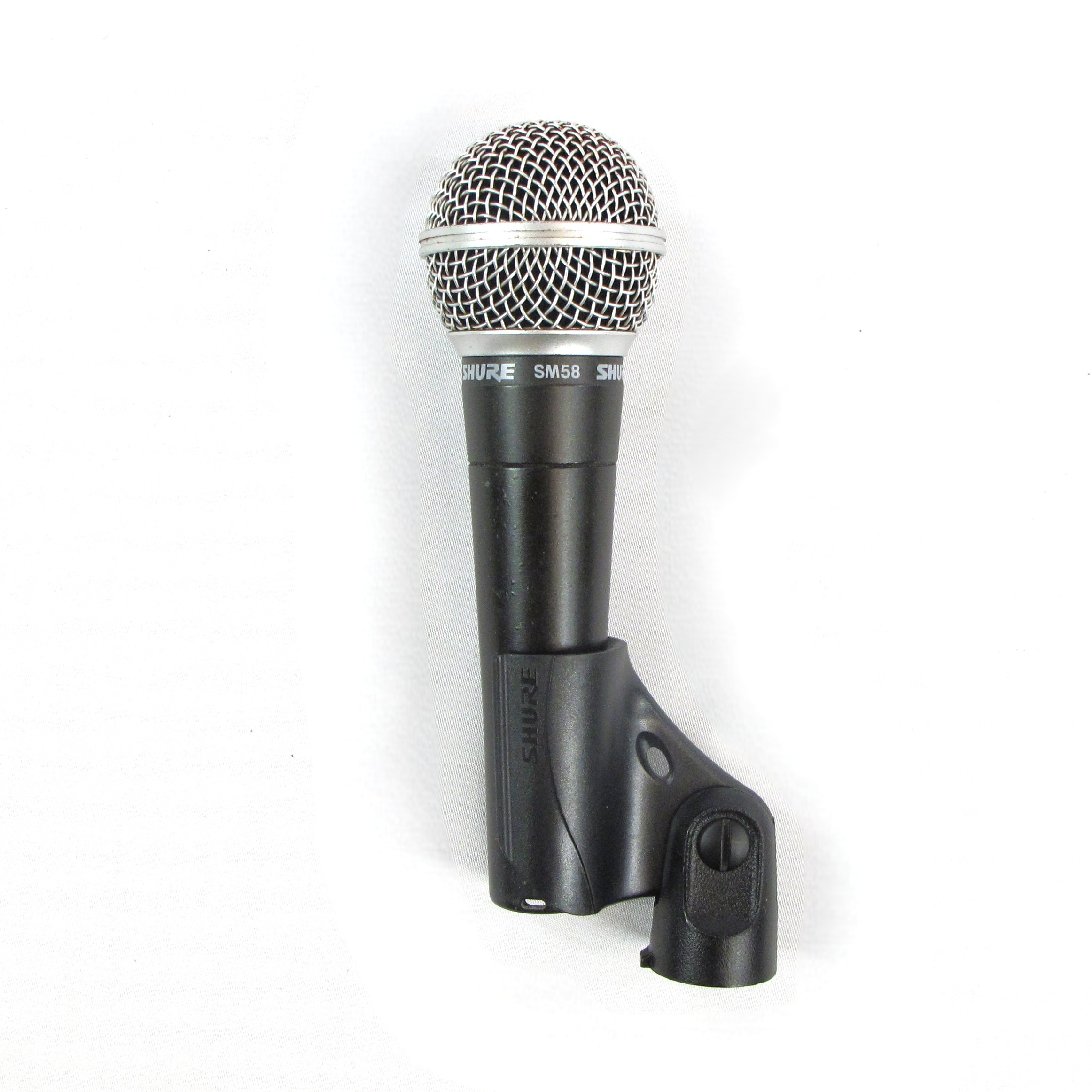 shure sm58 dynamic microphone
